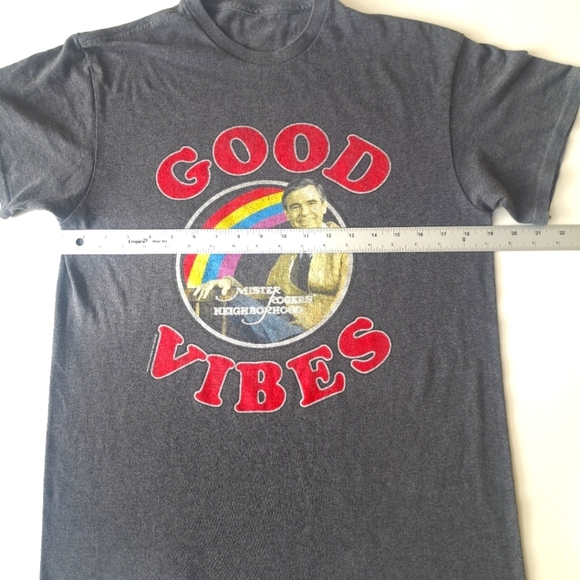 Men's Gray Good Vibes Mister Rodgers Graphic Short Sleeved T Shirt M - Picture 5 of 8